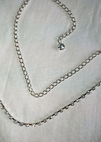 Kadın vücut kolyesi, Minimalist Zincir Detaylı Beyaz - Görsel 2