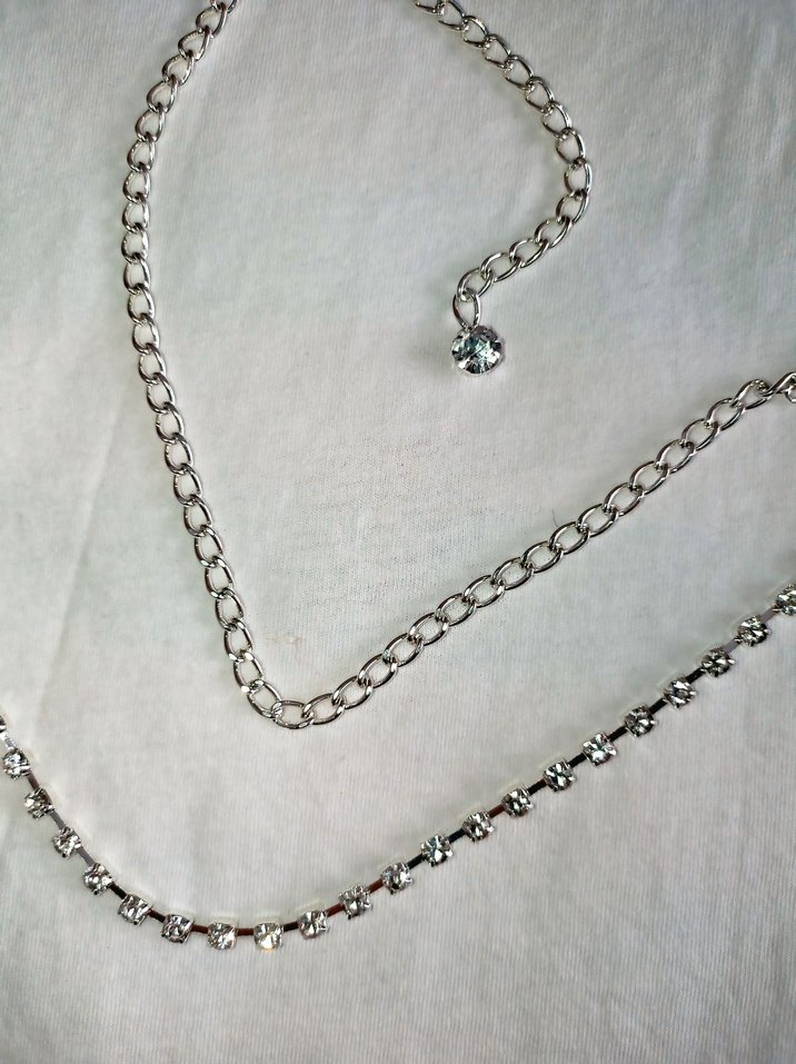 Kadın vücut kolyesi, Minimalist Zincir Detaylı Beyaz - Görsel 2