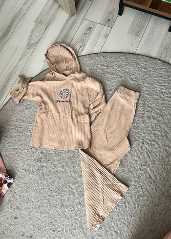 Bej Pilili Kapüşonlu kız çocuk Kız Takımı