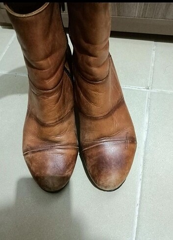 37 Beden kahverengi Renk Bentini marka kısa bot çizme