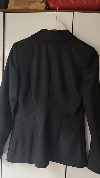Sisline Siyah ceket