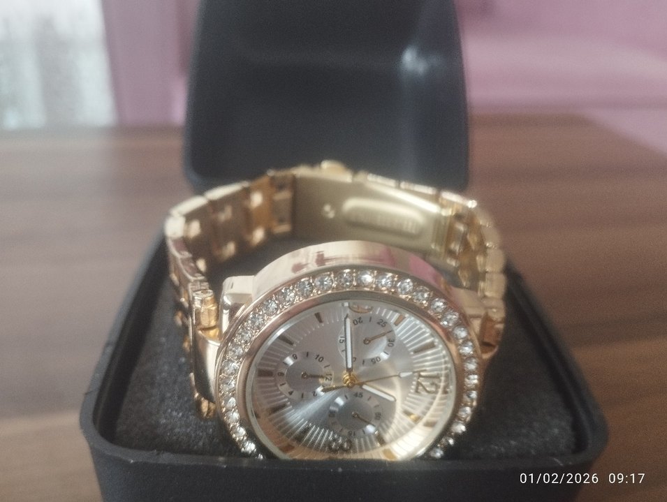 Kadın Parlak Altın Kemerli Saat - Görsel 2