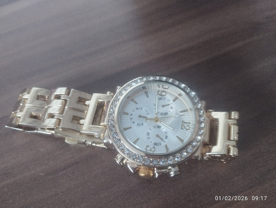 Kadın Parlak Altın Kemerli Saat - Görsel 4