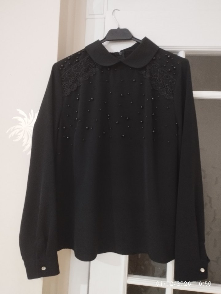 Uzun Kollu Siyah Gotik Gömlek - Görsel 5