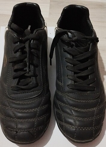 37 numara halı saha ayakkabısı sayılı kullanım tertemiz - Görsel 4