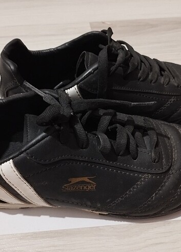 37 numara halı saha ayakkabısı sayılı kullanım tertemiz - Görsel 10