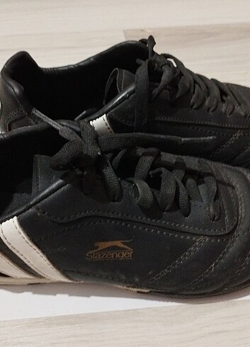 37 numara halı saha ayakkabısı sayılı kullanım tertemiz - Görsel 11