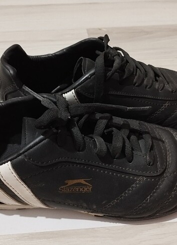 37 numara halı saha ayakkabısı sayılı kullanım tertemiz - Görsel 14