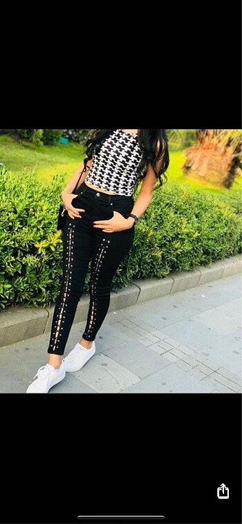 Zara önü kuş gözlü kot