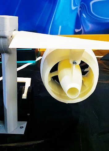 3D baskı ile yapılmış ölçekli uçak motoru