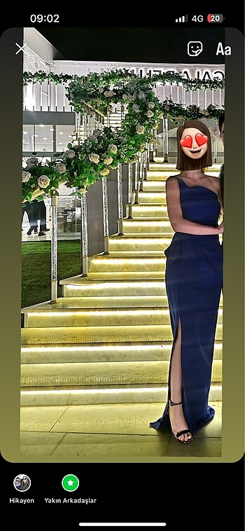Saks mavisi elbise