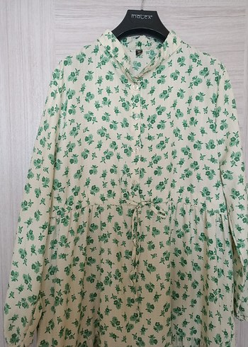 Yeşil Uzun Düğmeli Kadın Elbise - Görsel 2