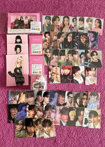 K-Pop Fotoğraf Kartları ve Albüm Seti