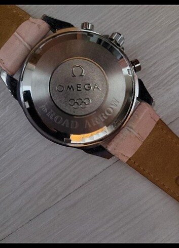 Omega kız saat