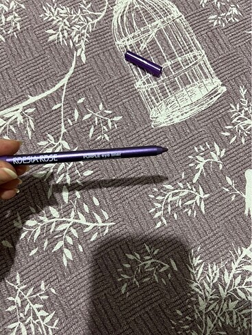  Beden Renkli eyeliner
