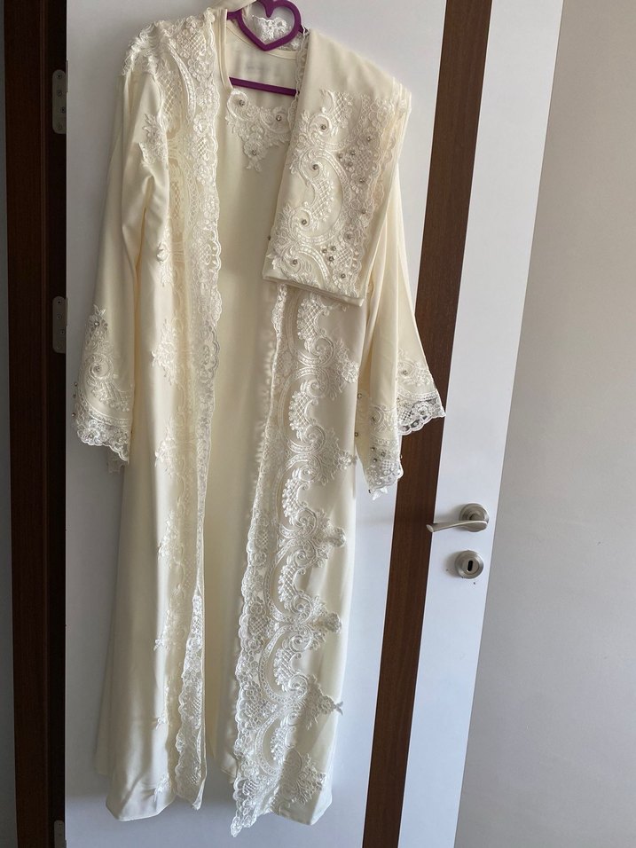 Beyaz Nakışlı Uzun Tesettür elbise - Görsel 4