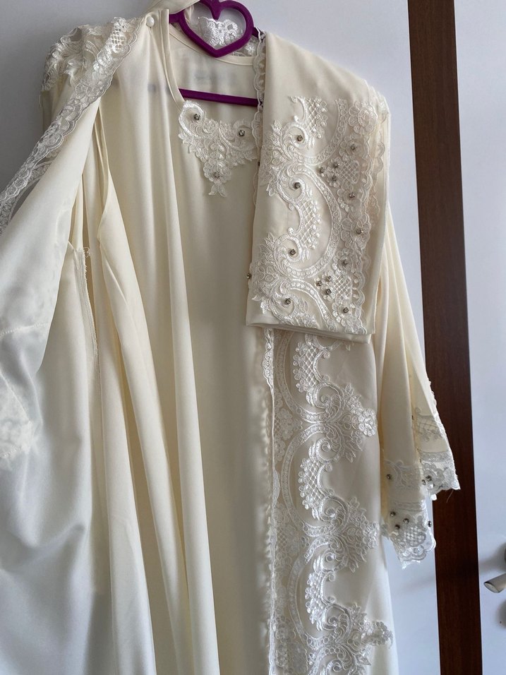Beyaz Nakışlı Uzun Tesettür elbise - Görsel 2