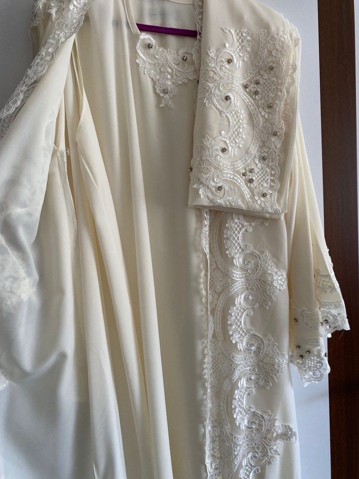 Beyaz Nakışlı Uzun Tesettür elbise - Görsel 3