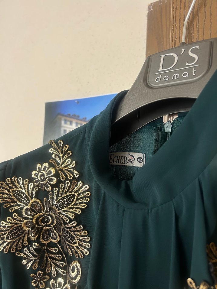 Nakışlı Kemerli Uzun Turkuaz Elbise - Görsel 5