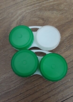 2 adet lens kutusu