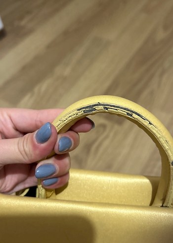 Sarı Süet Tokalı Kadın Çanta - Görsel 3