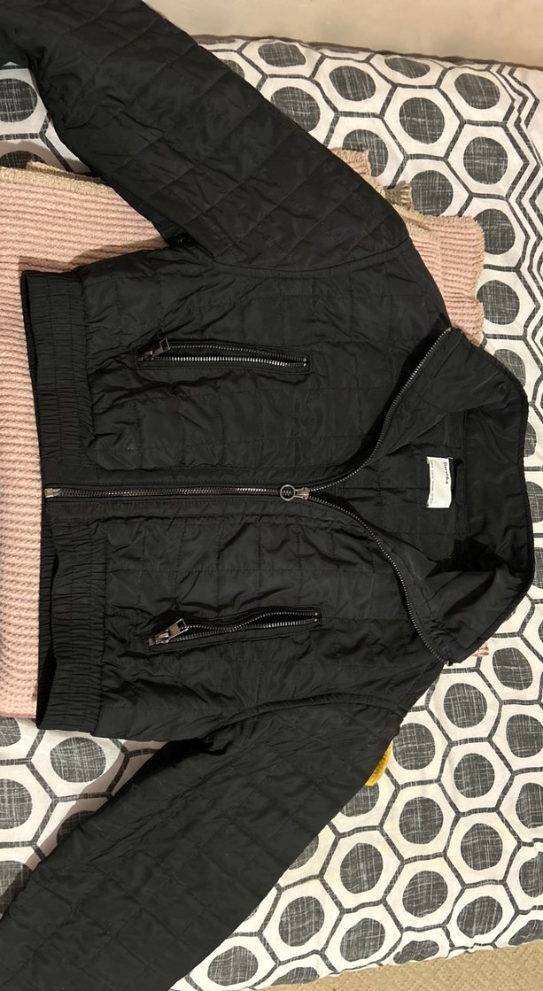 Siyah Fermuarlı Kadın Yelek - Görsel 3