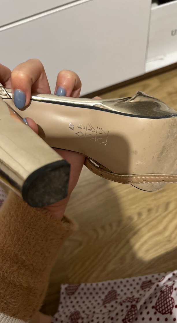 Altın Renkli Platform Topuklu Kadın Abiye Ayakkabı - Görsel 3