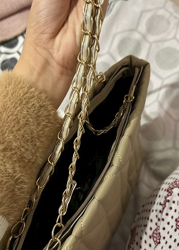 Zincir Detaylı Bej Deri Kadın Çanta - Görsel 5