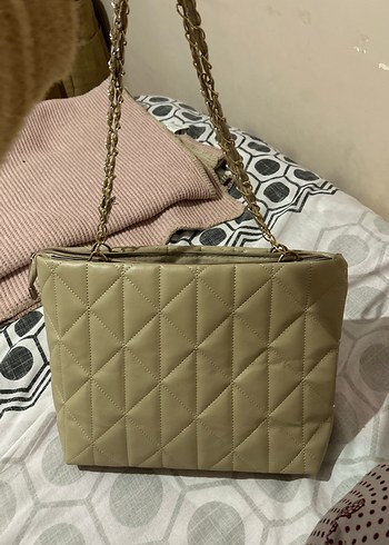 Zincir Detaylı Bej Deri Kadın Çanta - Görsel 4