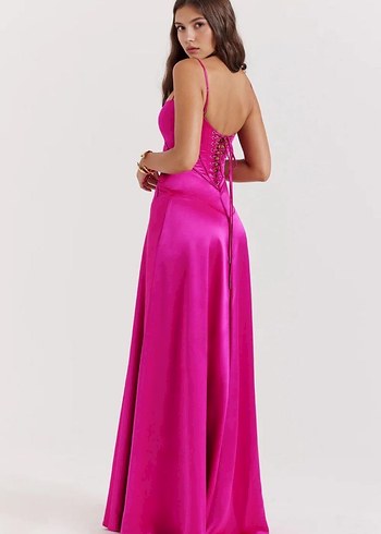 Pembe Parlak Uzun Askılı Saten Elbise - Görsel 4