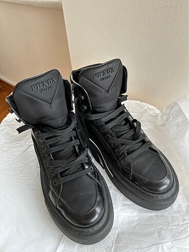 Prada Prada Re-Nylon Sneaker