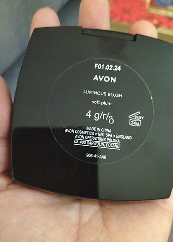 Pembe Allık Ayna ve Fırça ile - Görsel 2