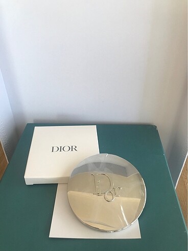 Dior ayna