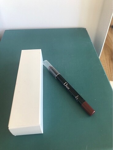 Dior dudak kalemi
