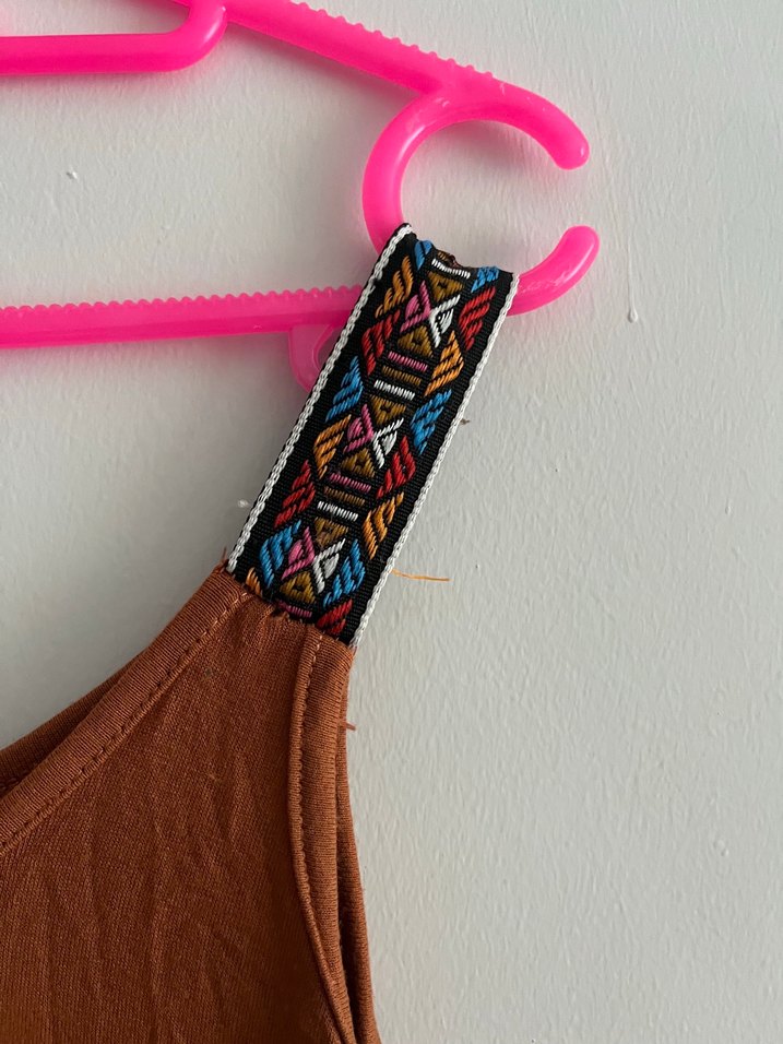 Kahverengi Uzun Askılı Salaş Elbise - Görsel 3