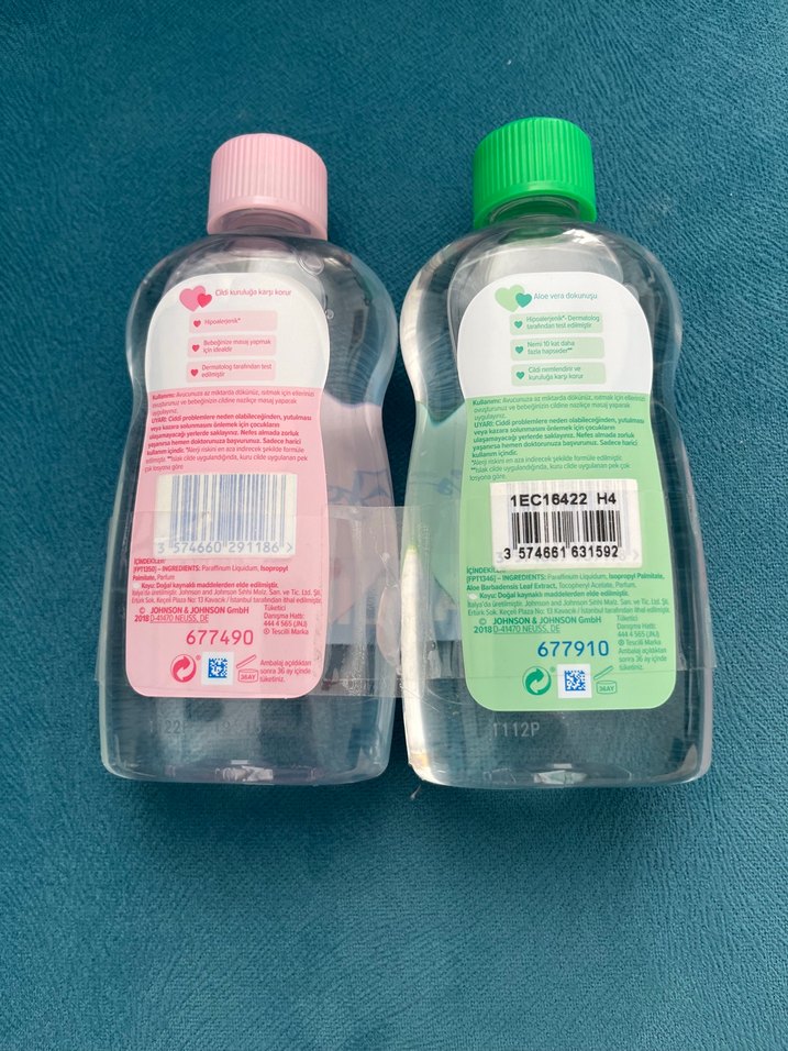 Johnson's Bebek Yağı Avantajlı Set 2x200 ml - Görsel 2