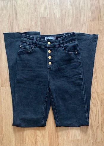 Zara Yüksek Bel Flare Jean - Görsel 2