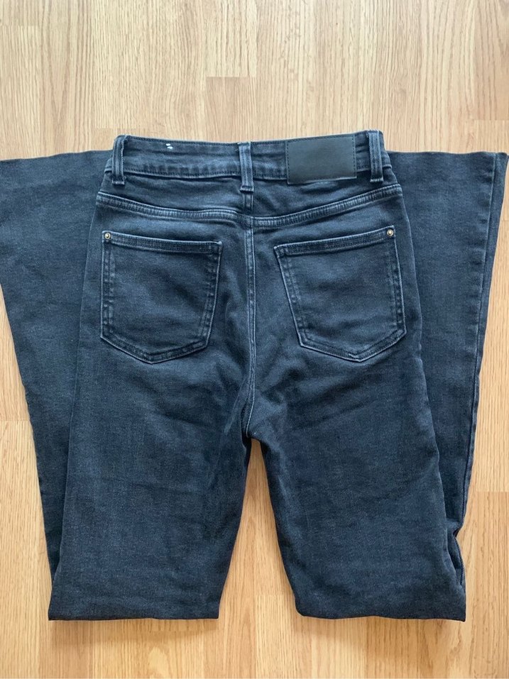 Zara Yüksek Bel Flare Jean - Görsel 4