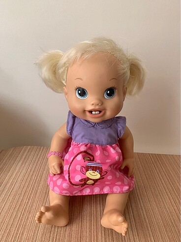 Diğer Baby diş çıkaran bebek
