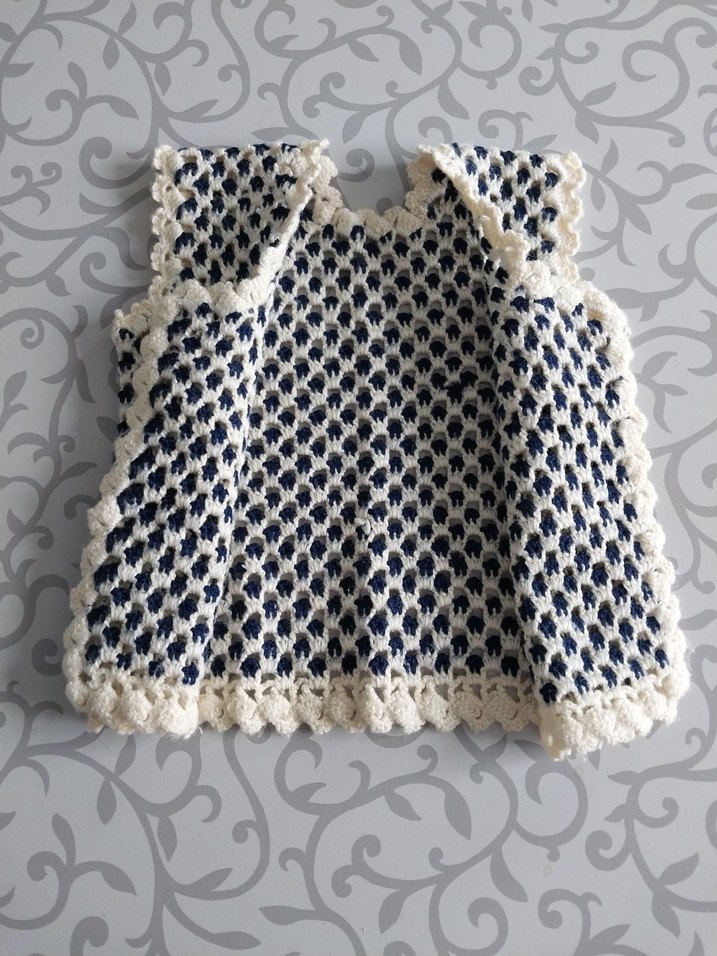 Nakışlı Örgü Kız Çocuk Yeleği - Görsel 4