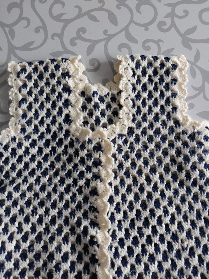 Nakışlı Örgü Kız Çocuk Yeleği - Görsel 5