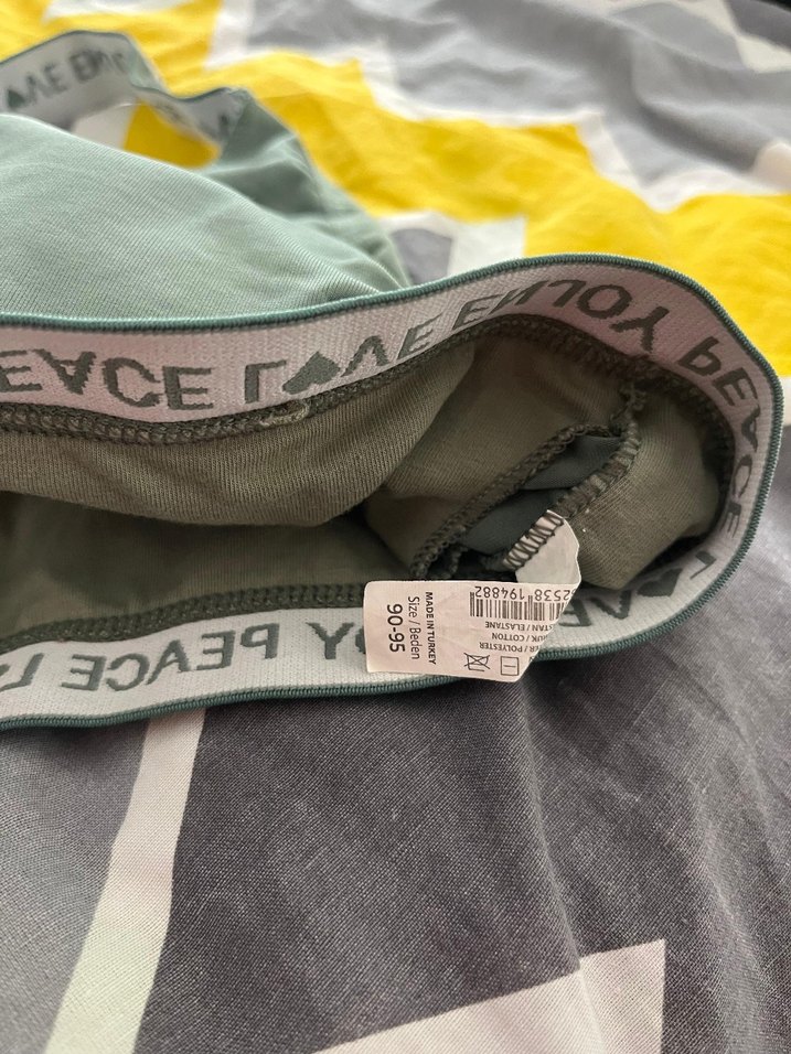 Yeşil Baskılı Spor Sütyeni - Görsel 4