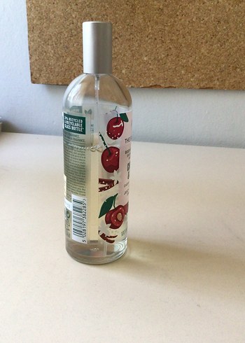 The Body Shop The Body Shop Cherries & Cheer Vücut Spreyi 100 ml