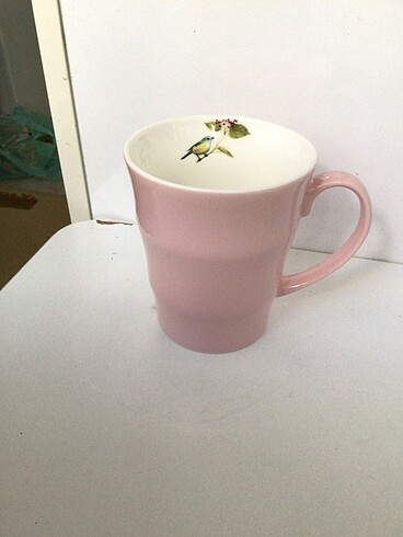 Pembe fincan