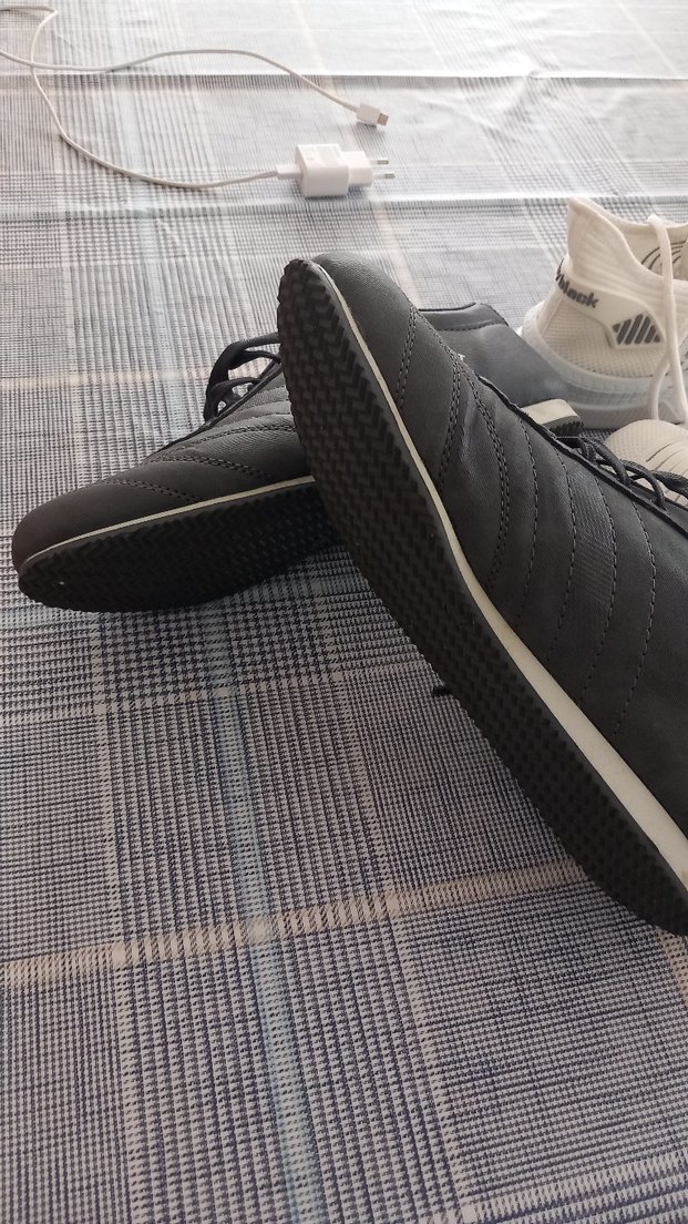 ERKEK SPOR AYAKKABI SIFIR BEYAZ AYAKKABI DİGER SİYAH AZ KULANILD - Görsel 4