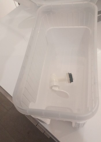 Şeffaf Leon Su Sebili - Plastik Kapaklı - Görsel 4