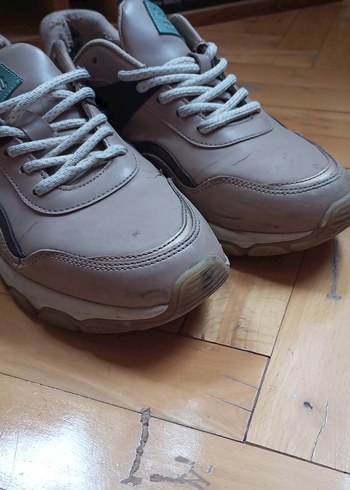 Bej ve Gri Dolgu Topuklu Kadın Spor Ayakkabı - Görsel 7