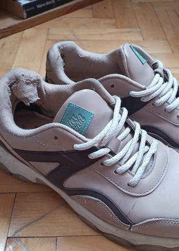 Bej ve Gri Dolgu Topuklu Kadın Spor Ayakkabı - Görsel 6