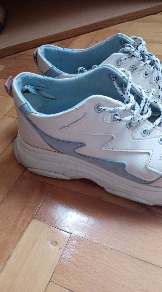 Bej ve Gri Dolgu Topuklu Kadın Spor Ayakkabı - Görsel 2