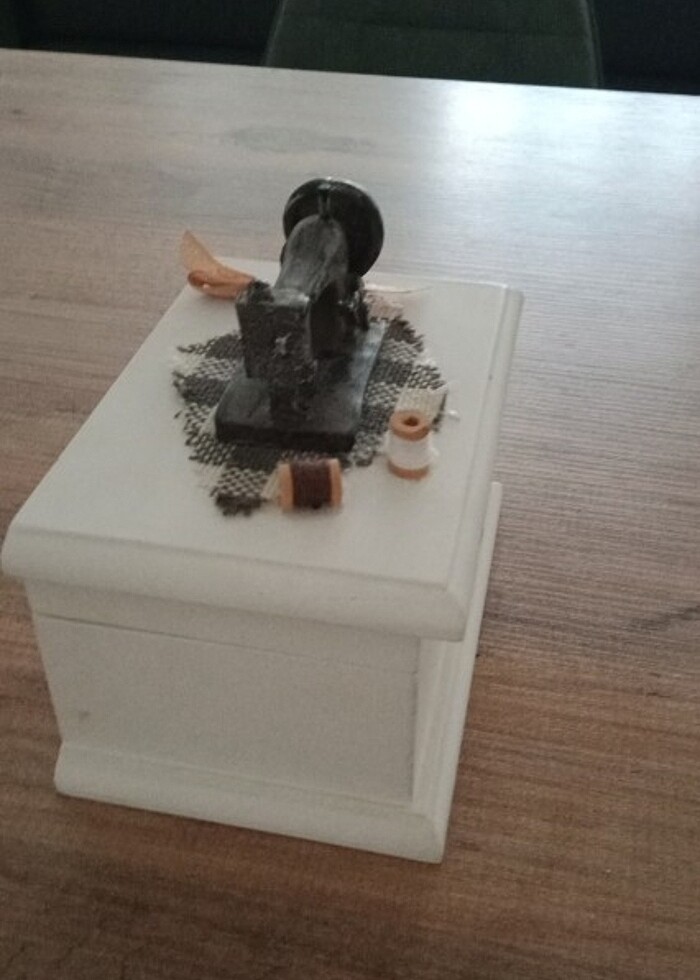 Ahşap dikiş kutusu - Görsel 2